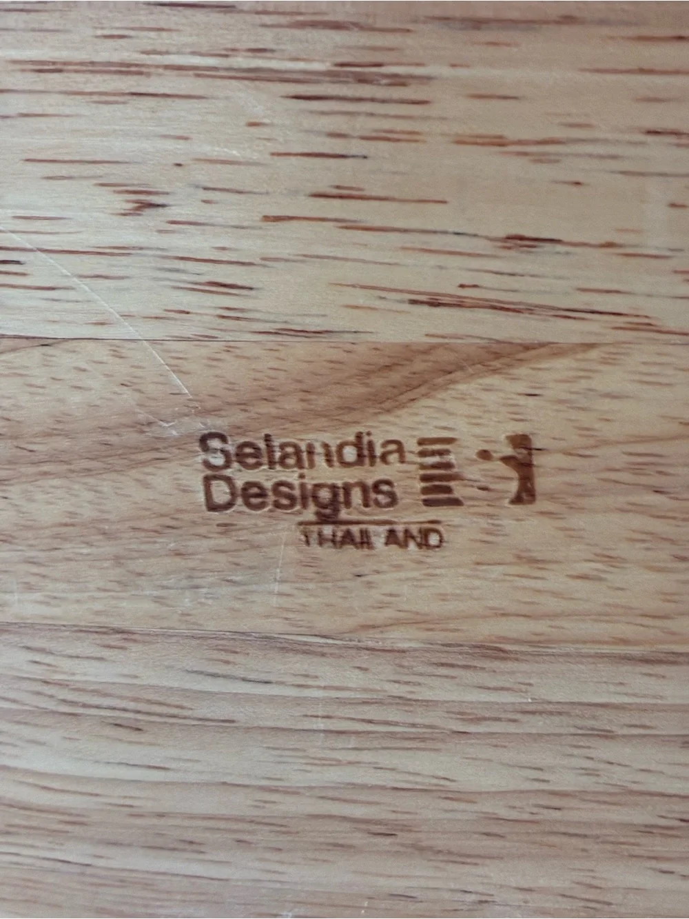 crate & Barrel￼ crate barrel